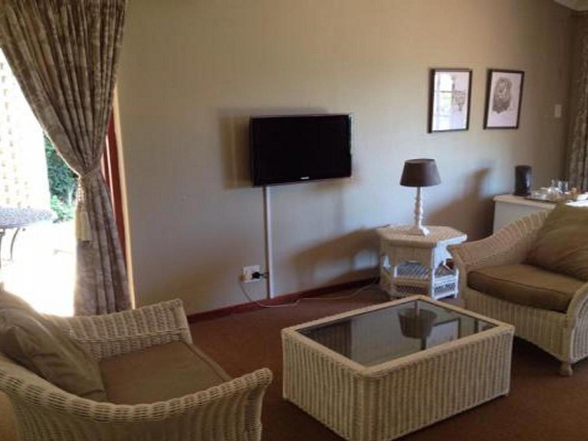 Duncountry Victoria Country Club Bed & Breakfast Pietermaritzburg Bagian luar foto